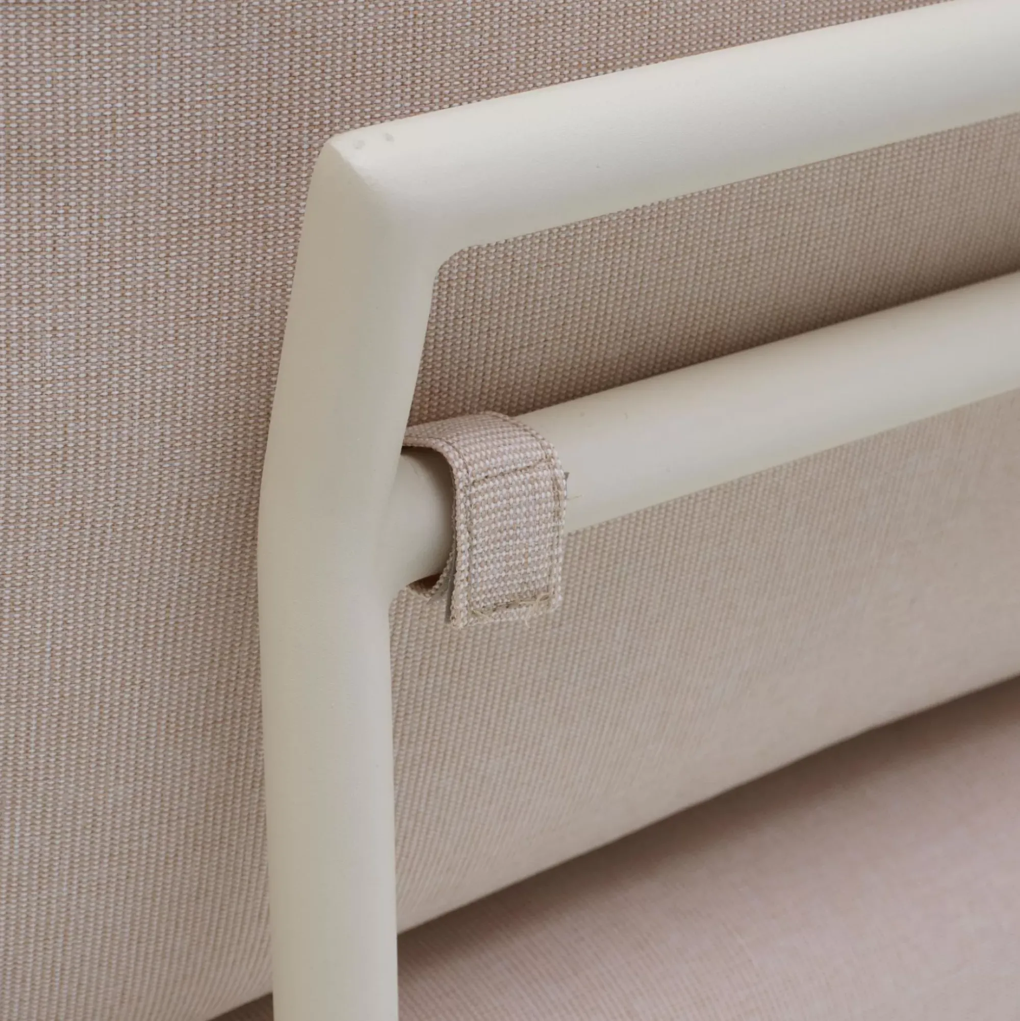 CASA Baja Silla Lounge Arena Hot