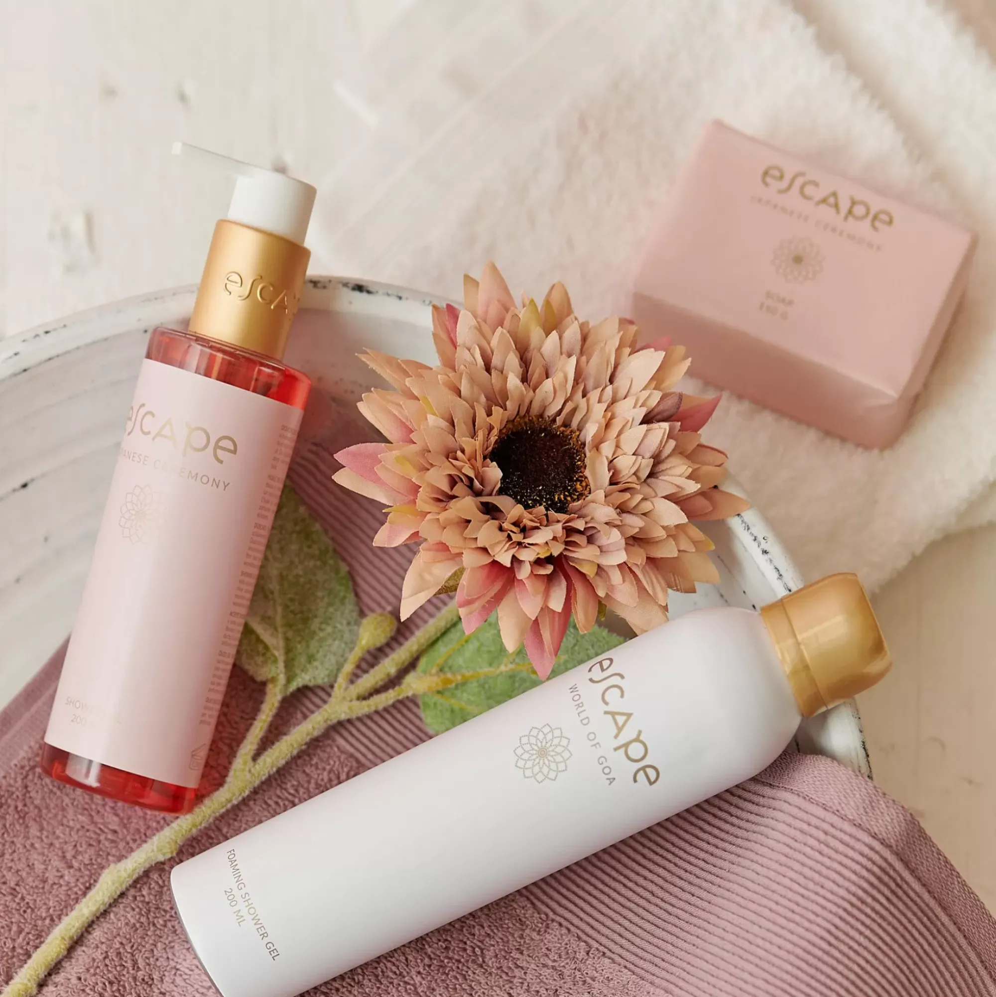 CASA Escape Japanese Ceremony Jabon Rojo Cheap