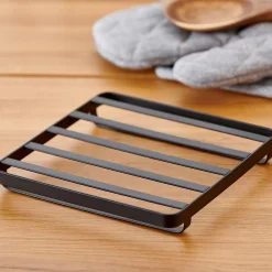 CASA Industria Salvamanteles Negro New