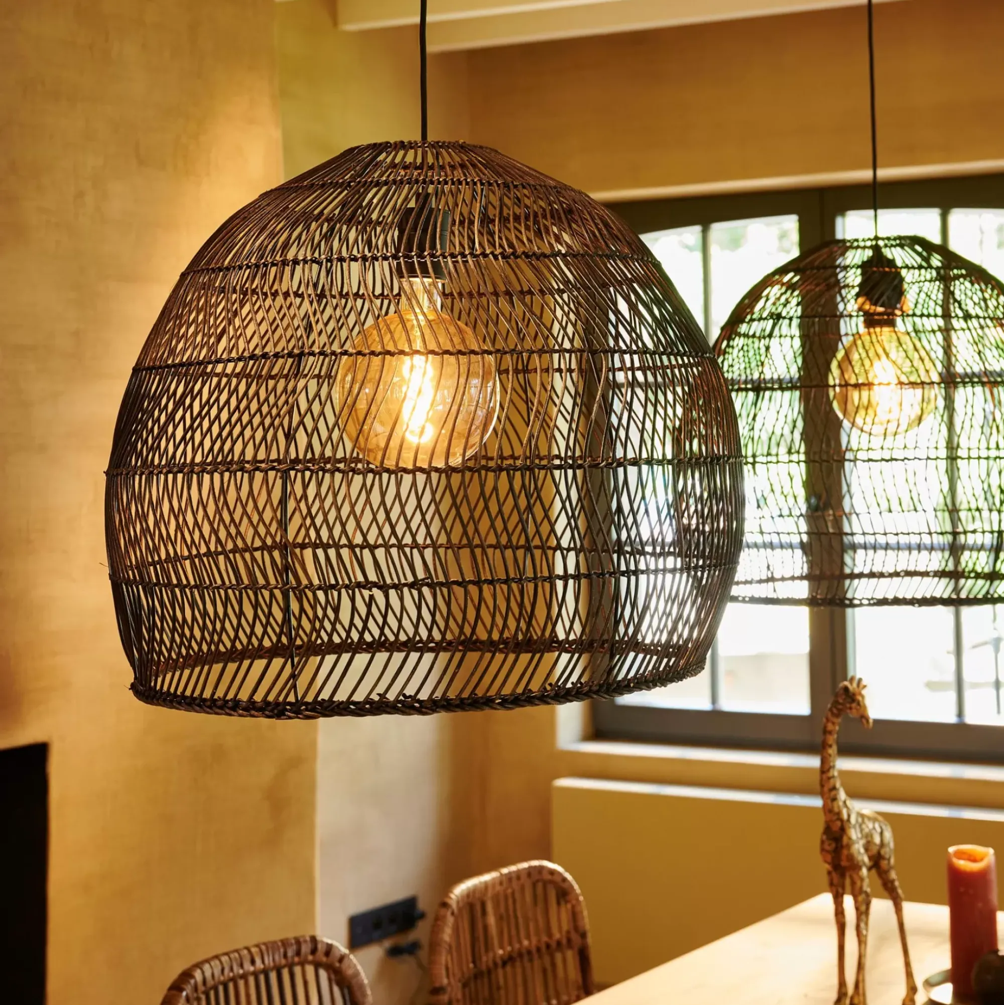 CASA Lewis Pantalla Negro Cheap