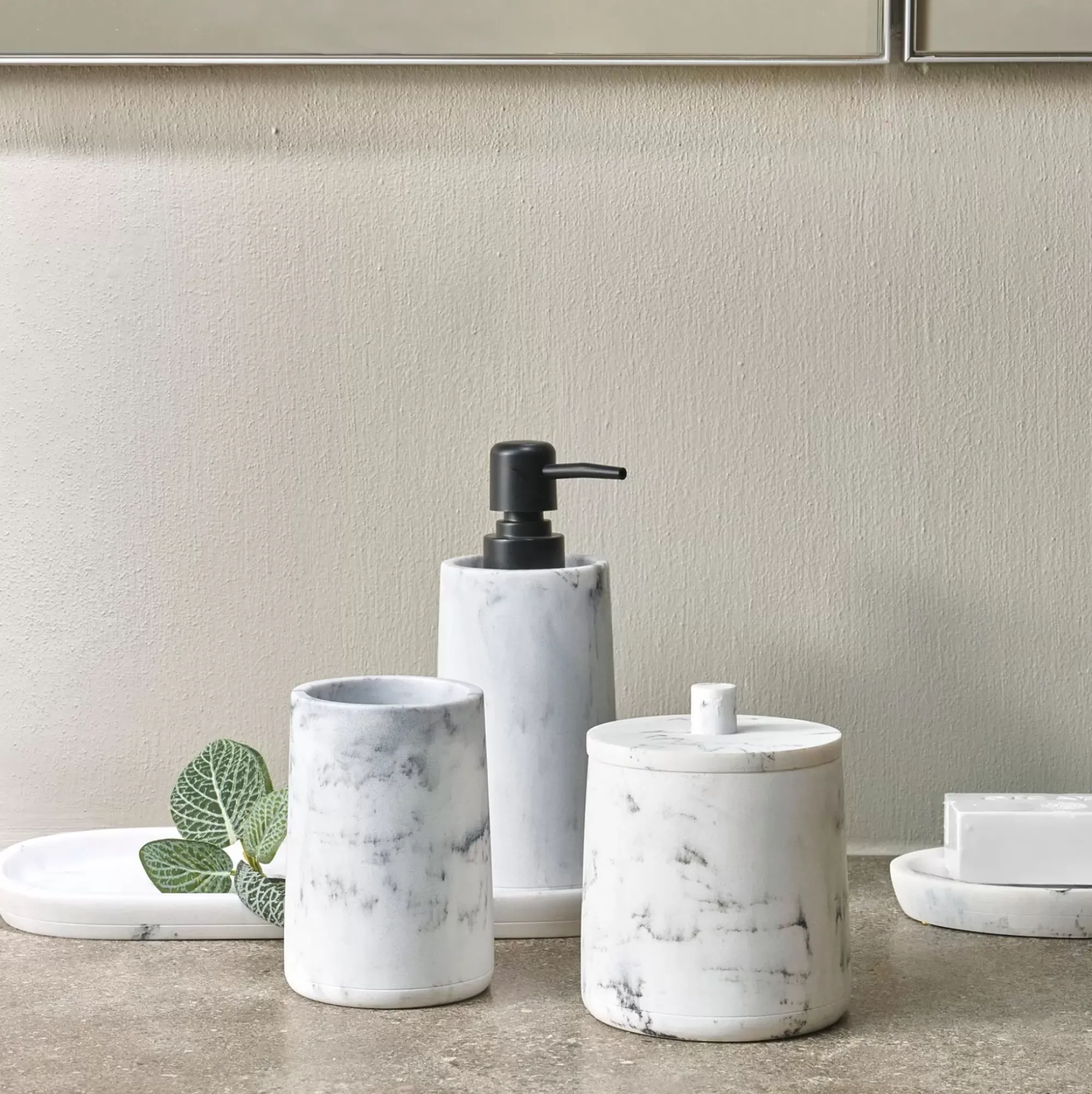 CASA Luna Dispensador De Jabon Aspecto De Marmol New