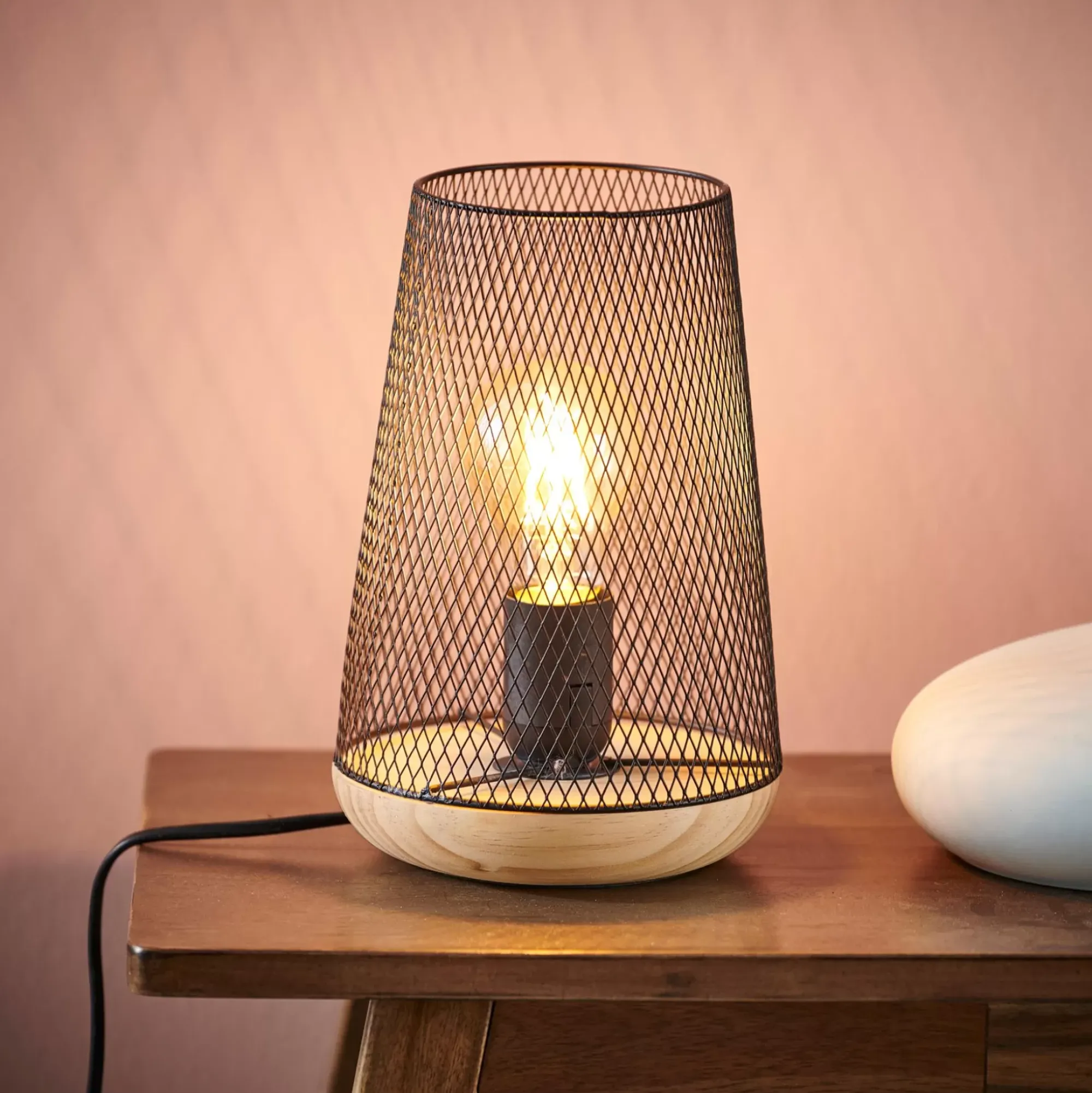 CASA Mesh Lampara De Mesa Negro Cheap