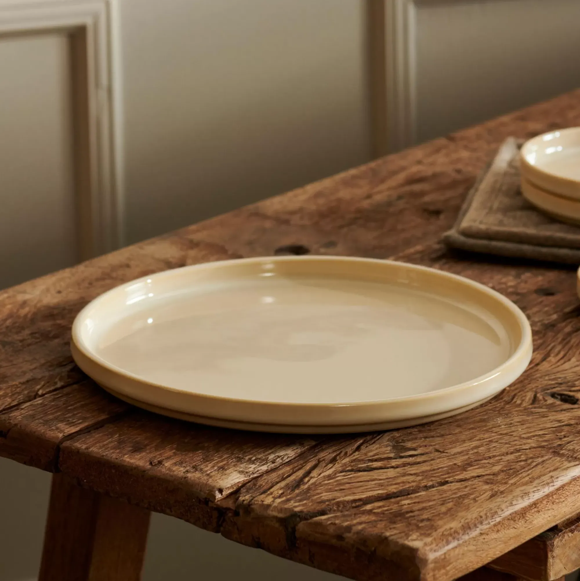 CASA Mineral Sand Plato Beis Shop