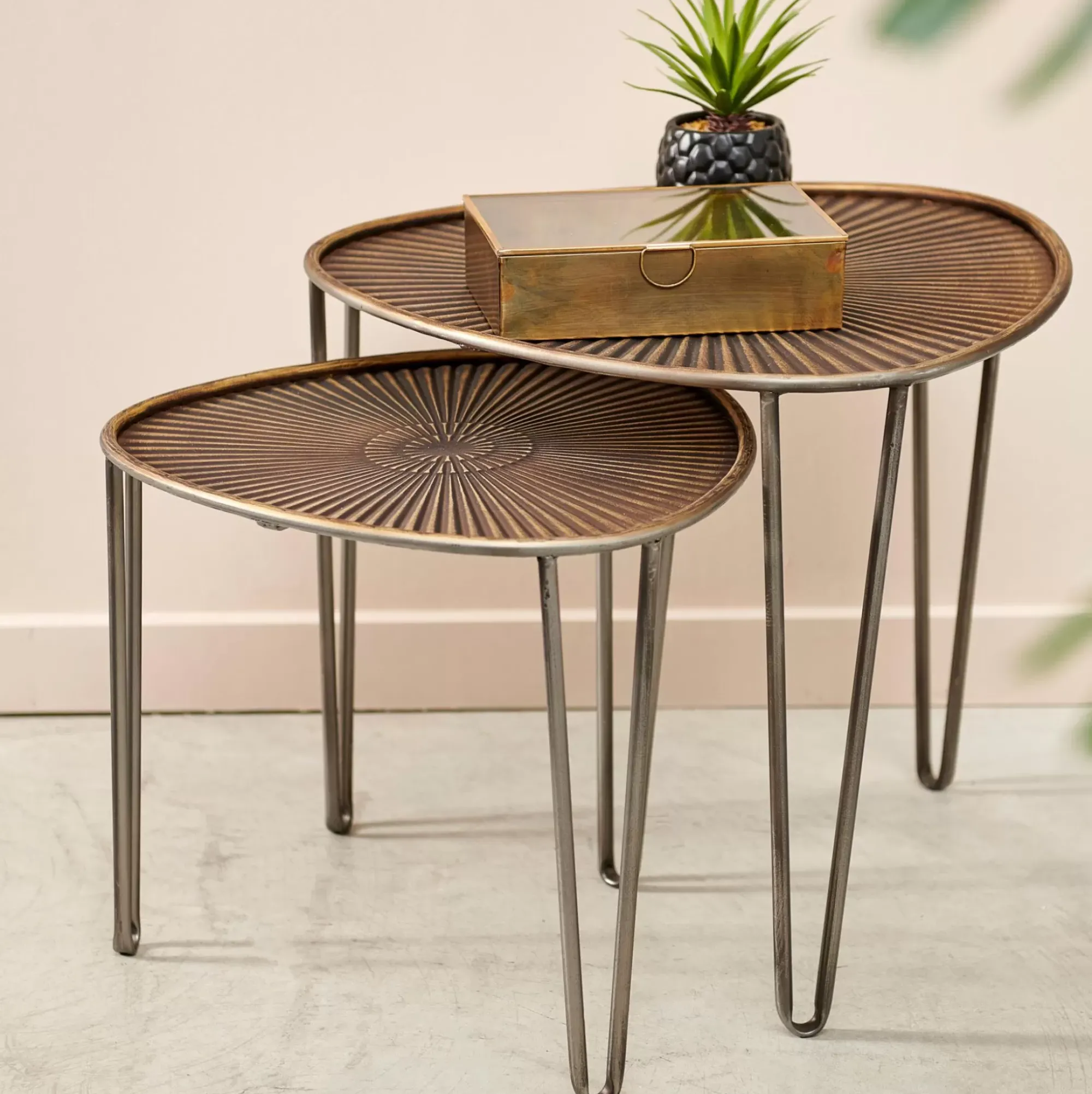 CASA Ovo Mesas Auxiliares Juego De 2 38X38X35Cm/46.5X46.5X41Cm Plateado, Cobrizo Fashion