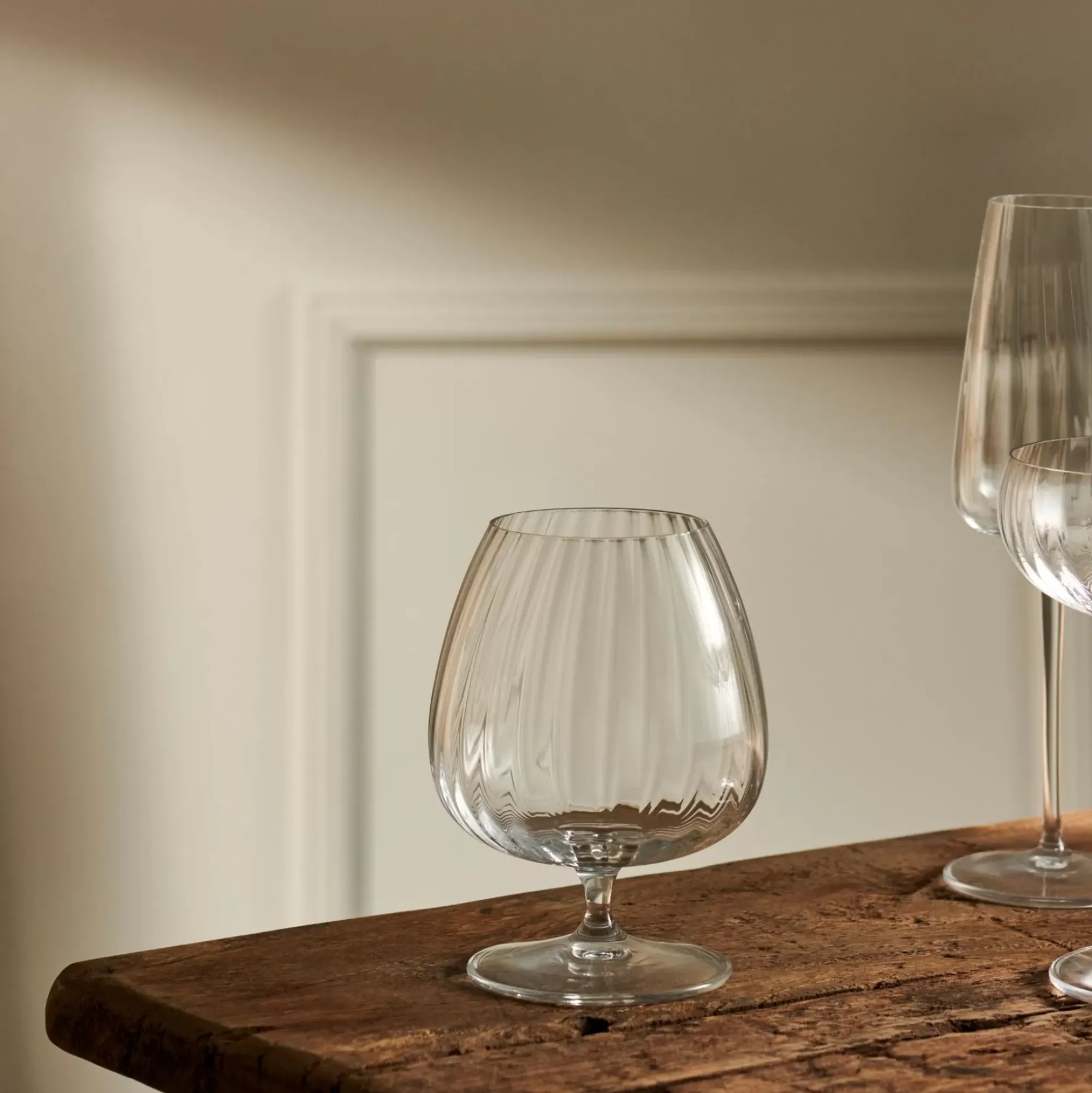 CASA Speakeasies Conac Transparente Store