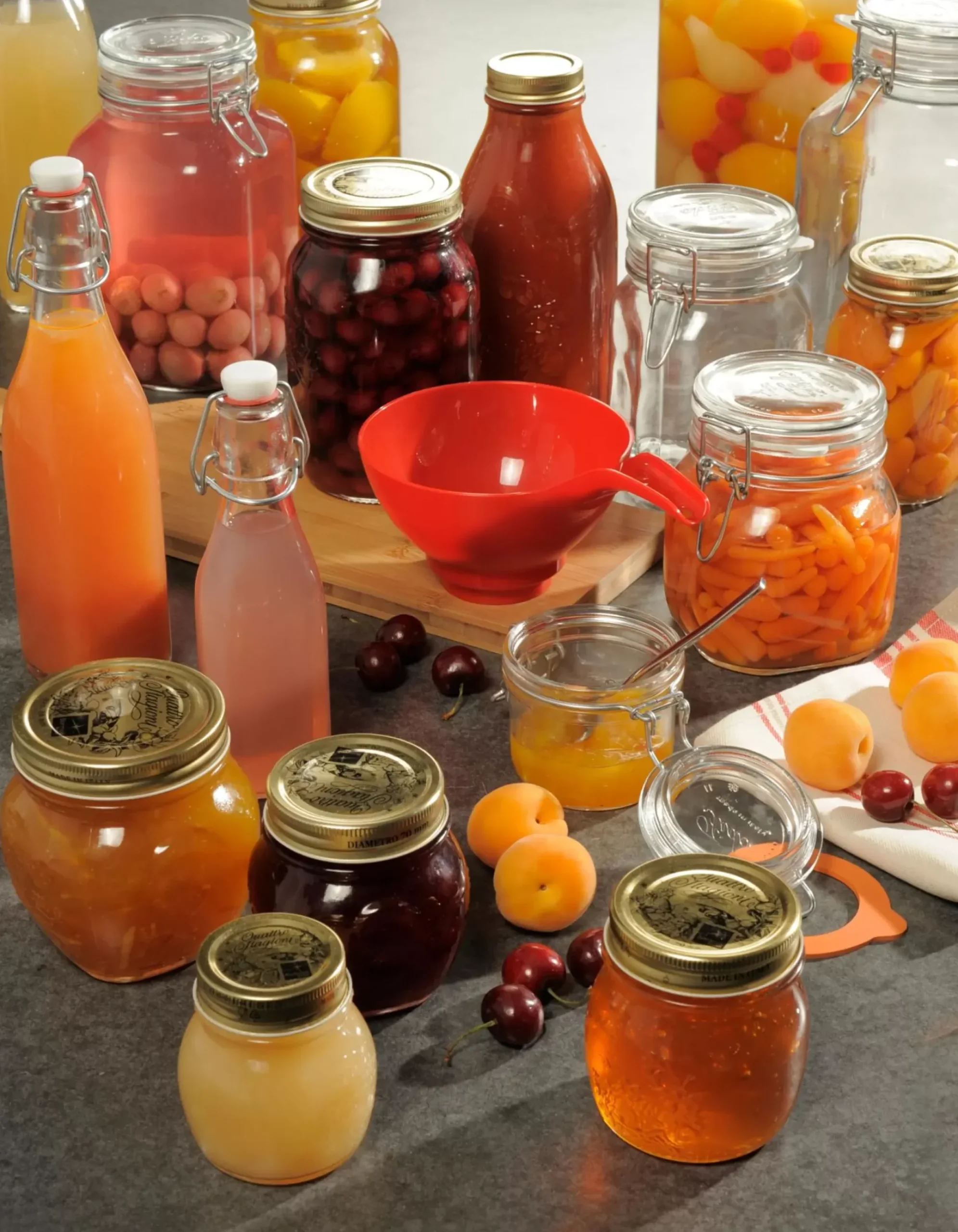 CASA Stagioni Embudo Metacrilata Rojo New